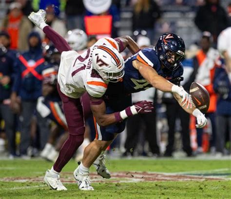 Football Uva Vs Vt Photo