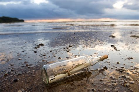 Tourist Finds World S Oldest Message In A Bottle On North Sea Island