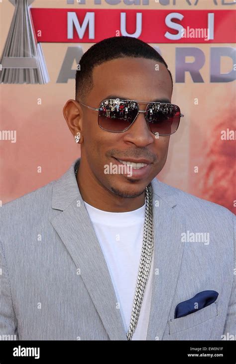 2nd Annual Iheartradio Music Awards Featuring Ludacris Where Los