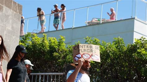 Kanaren Proteste Gegen Touristen Begrenzte Touristenzahlen Gefordert