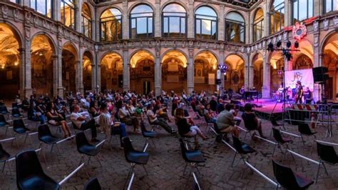 Bologna Estate Ricco Calendario Di Eventi Dal Vivo Tra Novit E