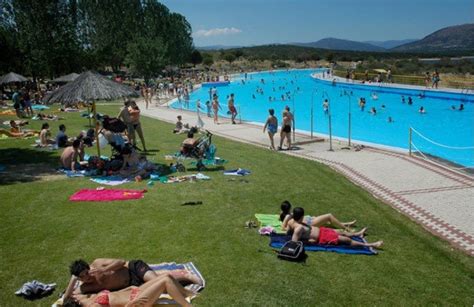 detrás Río arriba recoger piscina toboganes mejorada del campo