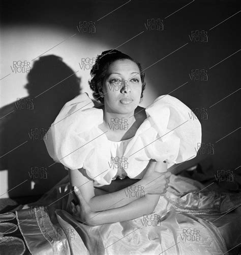 Joséphine Baker 1906 1975 artiste de music hall