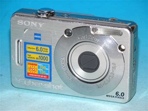 Sony Cyber Shot Dsc W50 60mp Digital Camera Silver 0045