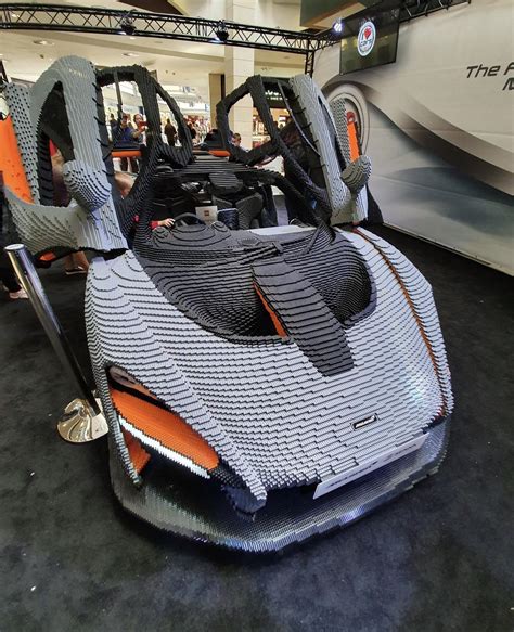 Insane Model McLaren Senna At BlueWater Scrolller