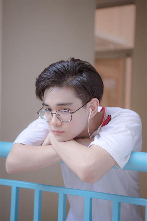 12 hot boy được cư dân mạng yêu mến nhất năm 2020 P 1 Báo Dân trí
