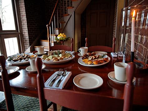 Trustees Table At Shaker Village Lexington Ky Visitlex