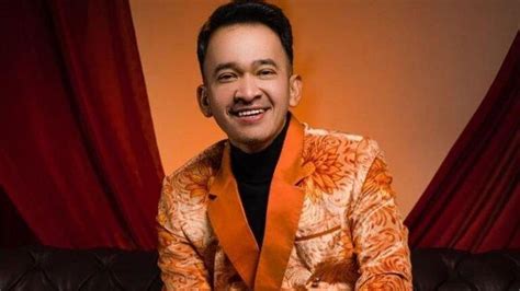 Pecah Rekor Baru Di Shopee Live Ruben Onsu Raup Omzet Miliar Rupiah