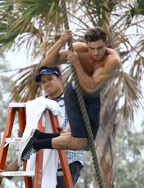 Photos Baywatch Comment Zac Efron A Construit Son Impressionnante