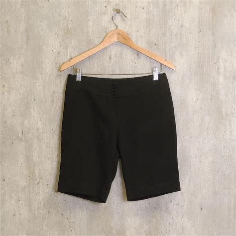 Bermuda Preta Marisa Shorts Feminino Marisa Usado Enjoei