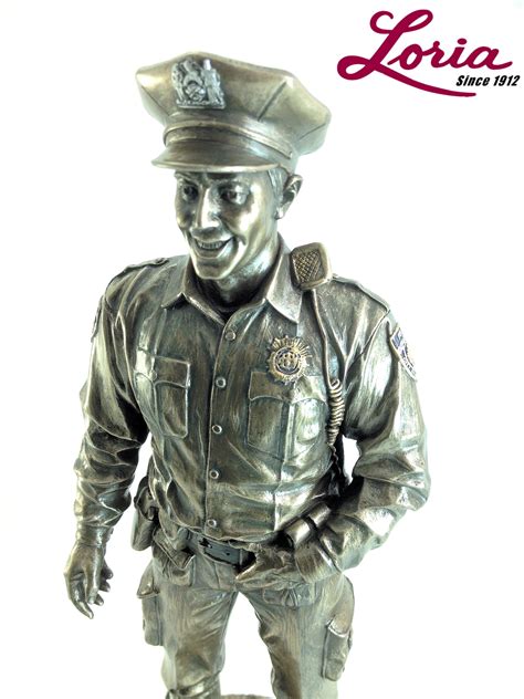 Police Officer Statue For The City Of New York Loria Awards