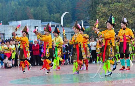 贵州从江：芦笙节里秀盛装 人民图片网