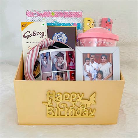 Send A Happy Birthday Gift Box At The Best Price - Angroos