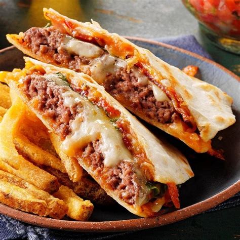 Copycat Applebee's Quesadilla Burger Recipe: How to Make It