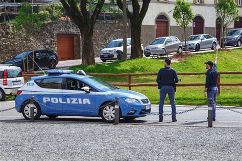 Polizia Stradale Nel 2023 26 Di Infrazioni Ritirate 35 Mila Patenti