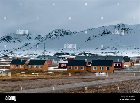 Colorful housing at the research station of Ny-Alesund.. Ny-Alesund ...