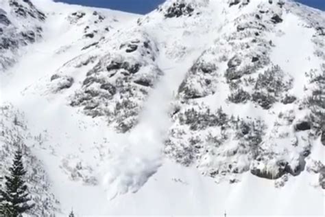 Wow! See an Avalanche on Mount Washington