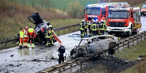 Th Ringen Unfall Mit Sieben Toten Verursacher Ohne F Hrerschein