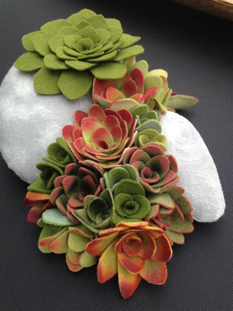 Felt Succulent Plants And Faux Stones Arrangement Ghirlande Di Fiori