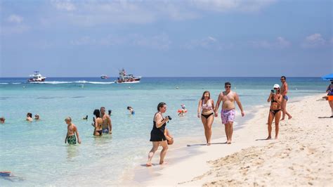 Cozumel logra cifras récord en turismo y se consolida como líder