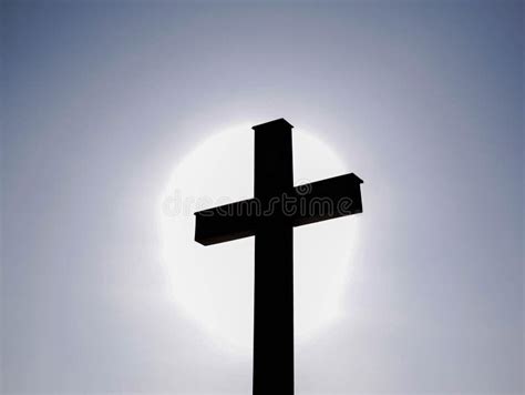 Silhouette Of A Simple Wood Catholic Cross Stock Photo - Image of dawn ...