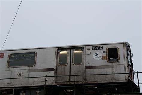 Cops find severed leg on Bronx train tracks – Bronx Times