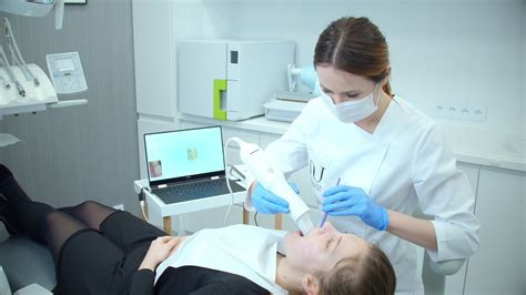 Skanowanie Z B W Invisalign Warszawa Atelier U Miechu Youtube