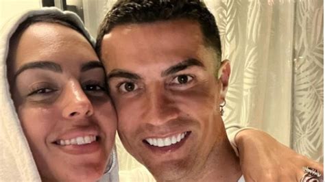 Ronaldo Rozstanie Si Z Partnerk Maj Specjaln Umow Pi Ka No Na