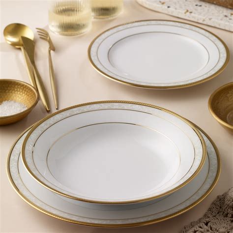 Noritake Formal Dinnerware Hampshire Gold Pce Dinner Set