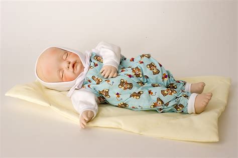 Dolls :: Collectible Dolls :: Eddie (Teddy Bear Lullaby) Porcelain Soft Body Baby Boy by Yolanda ...