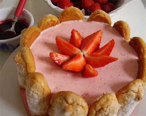 Recette De Bavarois Aux Fraises Fa On Charlotte La Recette Facile