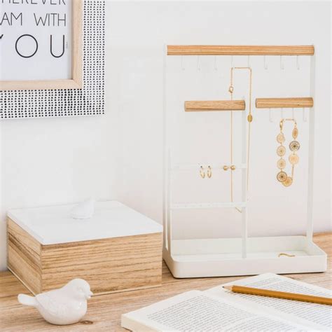 Rangements De Salle De Bain Nos Astuces Gain De Place