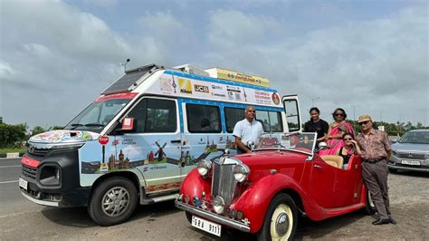 3 Generations Of An Indian Family Arrive In UAE For A Road Trip To ...