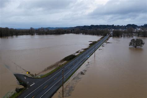 Atmospheric River Brings Heavy Flooding To U S State Of Washington Cgtn