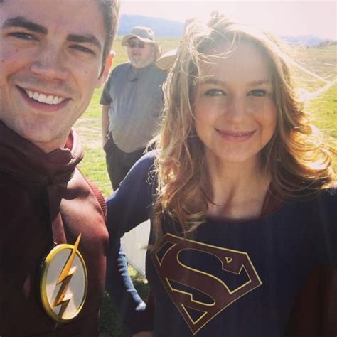 First Look: The Flash Supergirl Crossover Set Photo - Movienewz.com