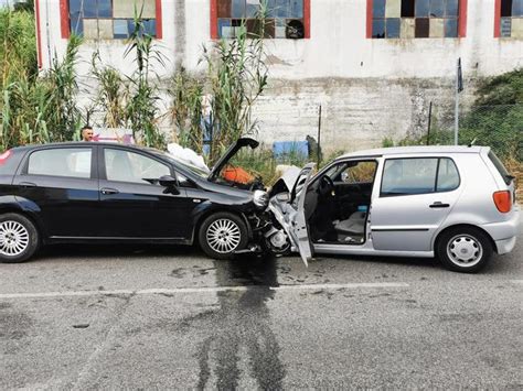 Incidenti Stradali Frontale Tra Auto Un Morto Sulla Ss Notizie