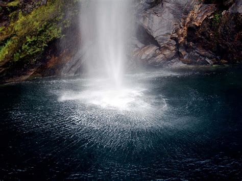 Milford Sound Wallpaper - WallpaperSafari