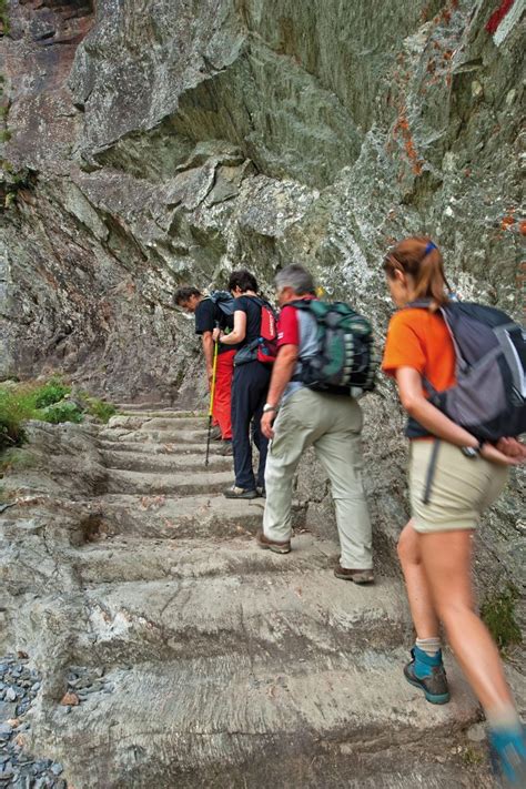 Madesimo Tre Itinerari Per Scoprire Le Montagne Di Carducci Montagna TV