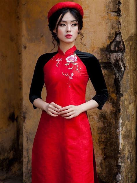 Pin By Pemburu Gadis Supergirl On Aodai Red Gurlz Ao Dai Travel