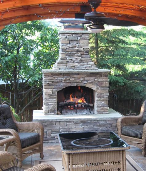 Outdoor Fireplace With Bench Tunersread