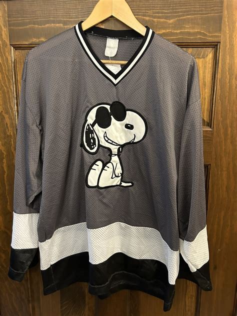 Vintage Vintage 80’s snoopy hockey jersey | Grailed