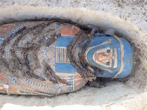 Ancient Egypt Eight Mummies Discovered In Ornately Decorated