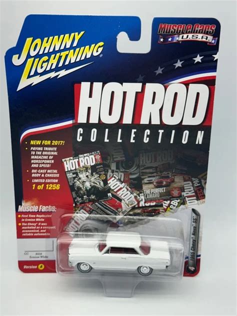 JOHNNY LIGHTNING HOT Rod Collection 1965 Chevy Nova SS Blanc Hermine