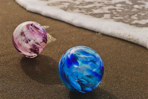 How to Treasure Hunt for the Famous Lincoln City Glass Floats