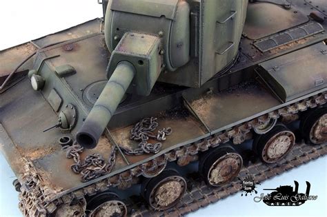 Kliment Voroshilov Tank KV-2 Assault tank | Armorama™