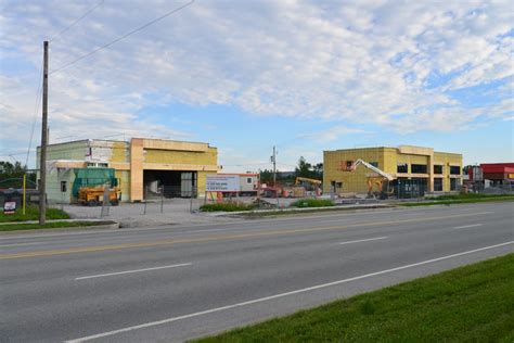 Starbucks et Wendy s s installent à Thetford Mines Courrier Frontenac