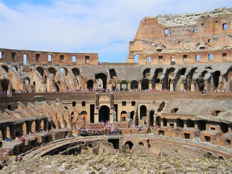 L Int Rieur Du Colis Romain Rome Image Stock Ditorial Image Du