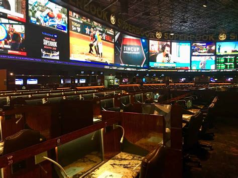 Best Sportsbooks In Vegas Big Screens And Great Atmosphere