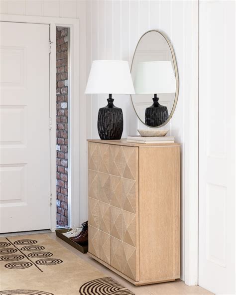 Modern Entryway Decor With Earthy Organic Accents Anne Sage