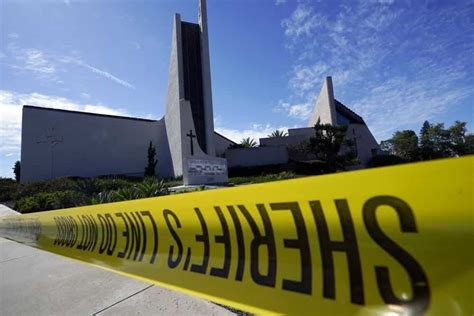 Tiroteo En Iglesia Del Sur De California Deja 1 Muerto Y 4 Heridos